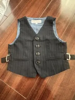 フォーマル ベスト 黒とストライプ