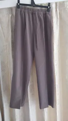 新品 SHOO-la-RUE ブラウン スラックス Mサイズ
