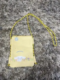 1番くじ　シナモロールのストラップつきバッグ