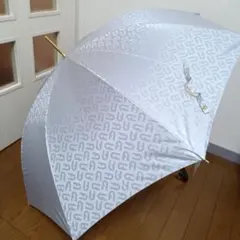 【新品】フルラ アーチロゴ 長傘 雨傘　耐風UV 軽量のサムネイル