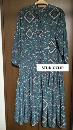 STUDIOCLIPダークグリーン花柄長袖シャツワンピース
