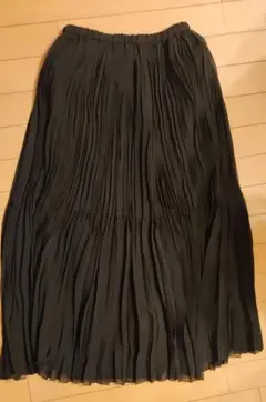 新品未使用★ビューティー＆ユース　プリーツスカート　Ｓ