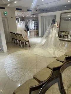 ホワイト ロングウェディングベール レース付き　3.5メートル