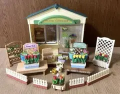 ☆本日限定価格☆ シルバニア　カントリーフラワーショップとお花色々