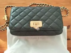 CHARLES & KEITH ブラック キルティングショルダーバッグ