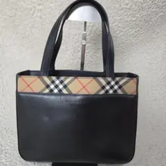 BURBERRY エンボスチェックカーフ ハンドバッグ - メルカリ