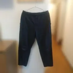 UNIQLO/ウルトラストレッチアクティブテーパードパンツ/ブラックLのサムネイル