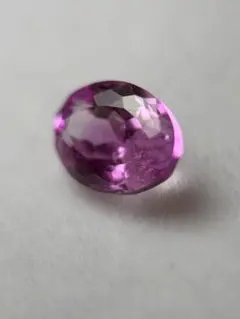 ピンクサファイア 1.65ct オーバルカット ルース スリランカ産 濃淡あり