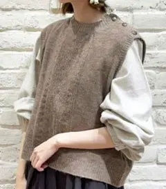 新品タグ付き⭐ sm2 透かし編みニットベスト　モカ