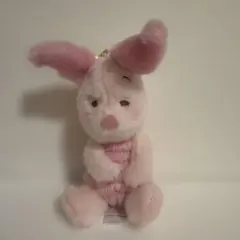 ディズニーストア ピグレット　ふわふわ ぬいぐるみキーチェーン