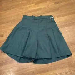【値下げ】Lovetoxic ダークグリーン ハーフパンツ