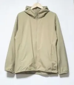 UNIQLO ユニクロ ポケッタブルUVパーカー