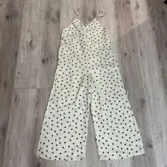 水玉模様のスリーブレスオールインワン　GU 低身長　ドット　美品　レディース