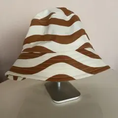 Item thumbnail for item 4efa2f56-75b0-441a-a83d-6c82d8c9e3c4