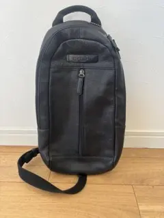 確実正規品】COACH コーチ ボディバッグ キャムデン レザー ブラック 