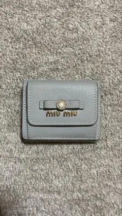miu miu 三つ折り財布 ライトブルーのサムネイル