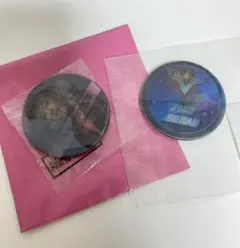 世界　チェンジング缶バッチ　FANTSTICS