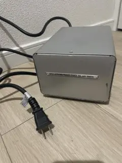 カシムラTTS-119C ステップアップ・ダウン変圧器 3000VA - メルカリ