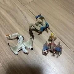 モンスターハンター モンスター図鑑 ラギアクルス、ベリオロス、イャンクック
