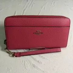 COACH コーチ ラウンドファスナー長財布 ピンク ストラップ付のサムネイル