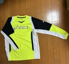 asics 蛍光イエロー 長袖シャツ