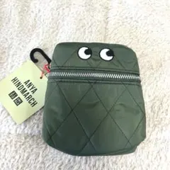 ユニクロ アニヤハインドマーチ パッカブルバッグ カーキ