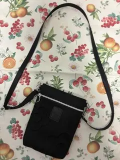 【MARY QUANT　マリークワント】ショルダーポーチ/デイジー刺繍