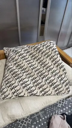 2026年最新】座布団の人気アイテム - メルカリ