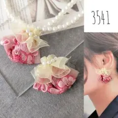 春 ピンク インド刺繍リボン イエロー フリル ハンドメイド ピアス イヤリング