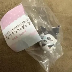 ちいかわサンリオキャラクターズなりきりフィギュア　モモンガ×クロミ