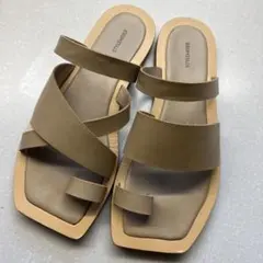 スタイルミキサー　アシンメトリーサンダルのサムネイル