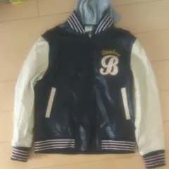 ウール スタジャン