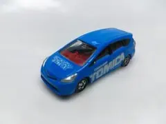 トミカ赤箱No.86　プリウスα・トミカショップ（箱無し・中古品）
