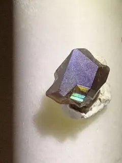 レインボーガーネット　ガーネット　柘榴石　希少　国産鉱物　採集禁止　R4