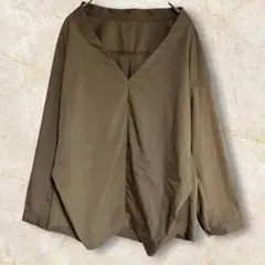 エフデ　シャツ　ブラウス　Ｖネック　ブラウン　八〜九分袖　オフィスカジュアル