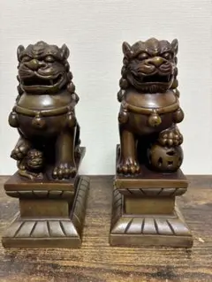 古美術 ペア唐獅子 狛犬 置物 時代物 重厚感 縁起物 風水 魔除け 骨董