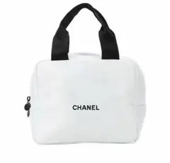 CHANEL シャネル　ノベルティ　バッグ　ホワイト