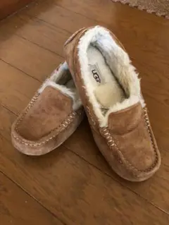 ☆値下げ　ugg  モカシンアンスレー☆