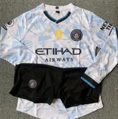 マンチェスター・シティ サッカーウェア 長袖　パンツ付きLサイズ