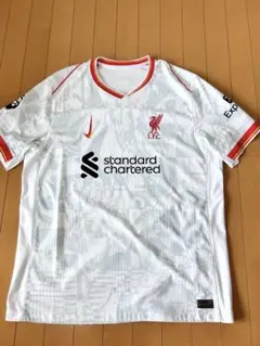 Liverpool ホワイトシャツ Nike 半袖のサムネイル