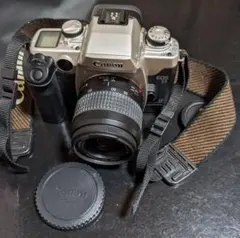 Canon EOS55 35mmフォーカルプレーンシャッター式のサムネイル