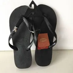 「新品未使用」havaianas ハワイアナス　ビーチサンダル　チャーム付き　犬