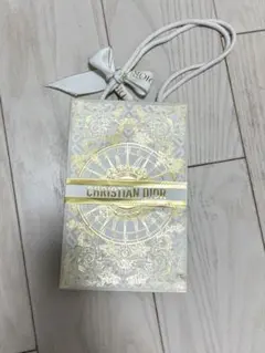 Dior ディオール　ショッパー　リボン付　紙袋