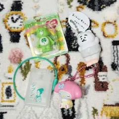 お得♢ケアベア　ブリスターチャーム他　キーホルダー4点セット　ガシャポン