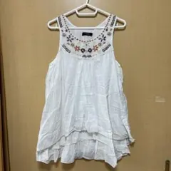 w closet 刺繍ノースリーブ ホワイトのサムネイル