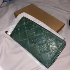 グリーン 革製 長財布 セール中✨️
