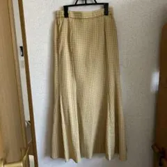 チェックスカート