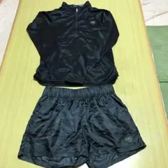 アシックス　ランニング用 シャツ（S)＆パンツ（M)黒色