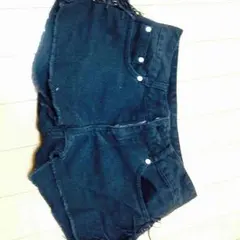 GLAD NEWS ♡ 黒ショーパンのサムネイル