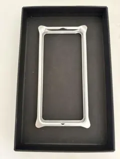 ギルドデザインiPhoneSE3/SE2/8/7 ソリッドバンパーのサムネイル